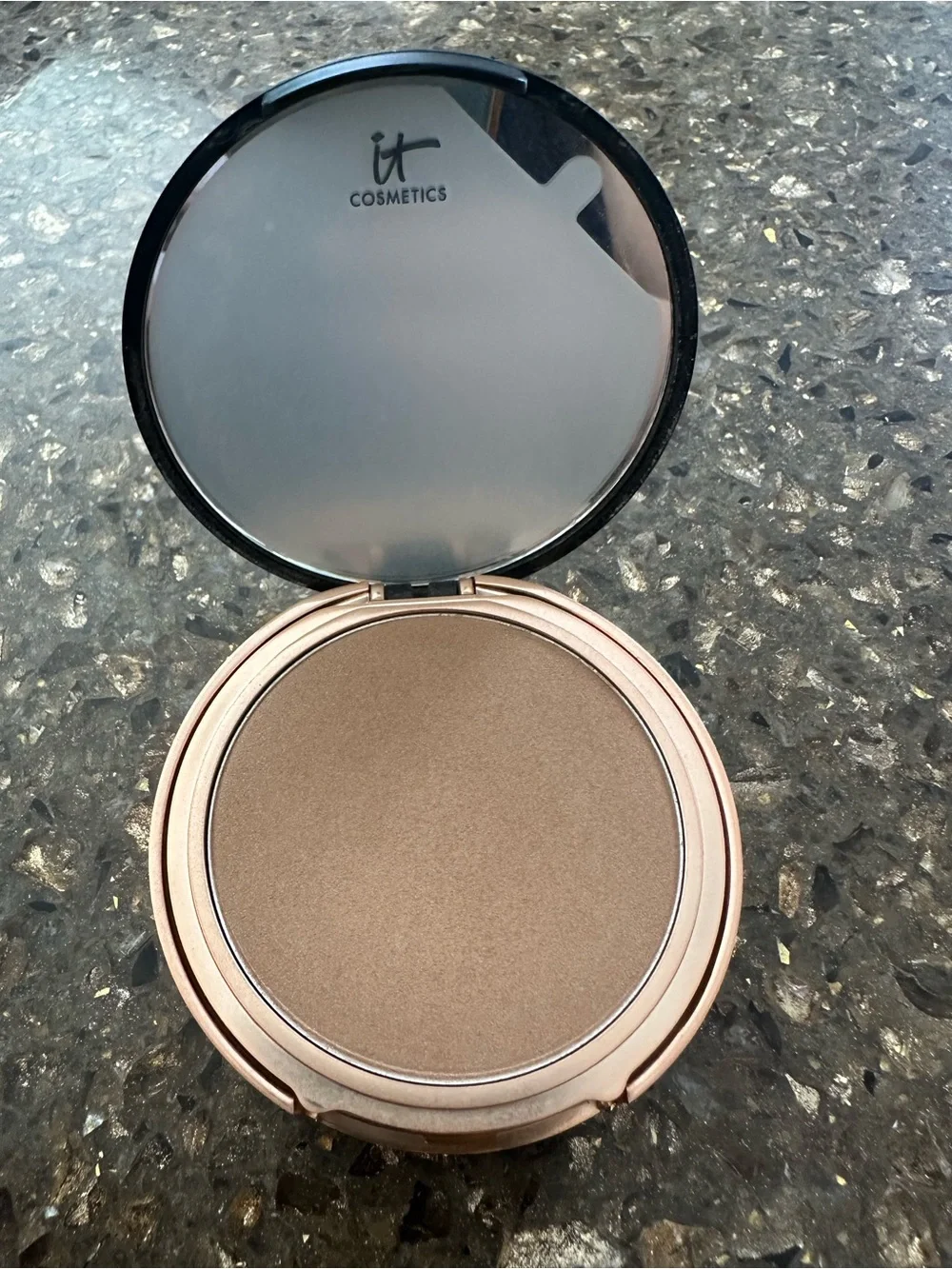 it cosmetics Bye Bye Pores Bronzer - Beach